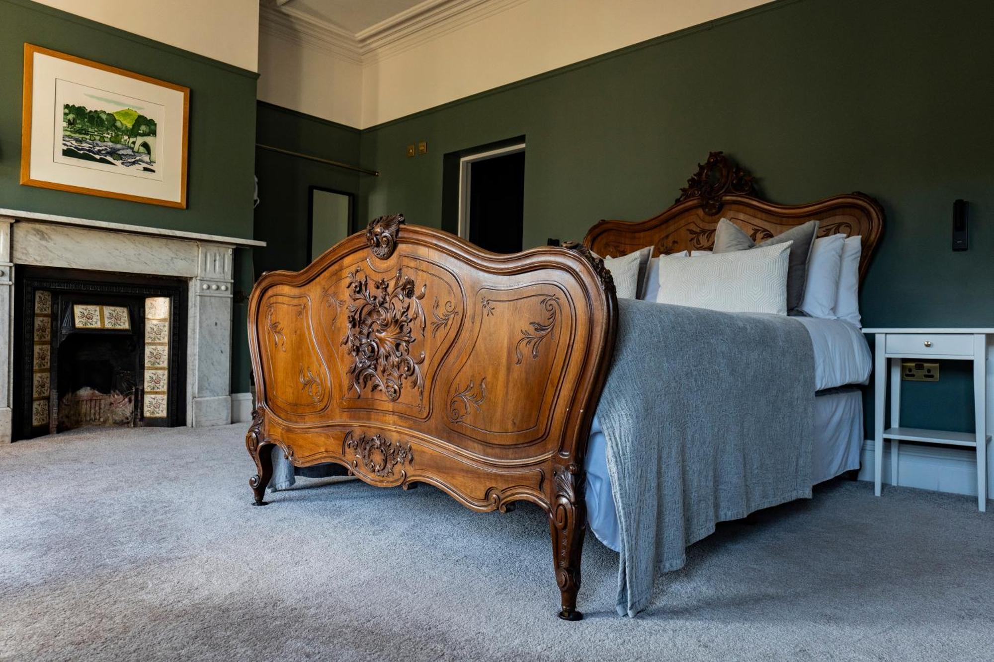 Riversdale House Bed & Breakfast Llangollen Exteriör bild