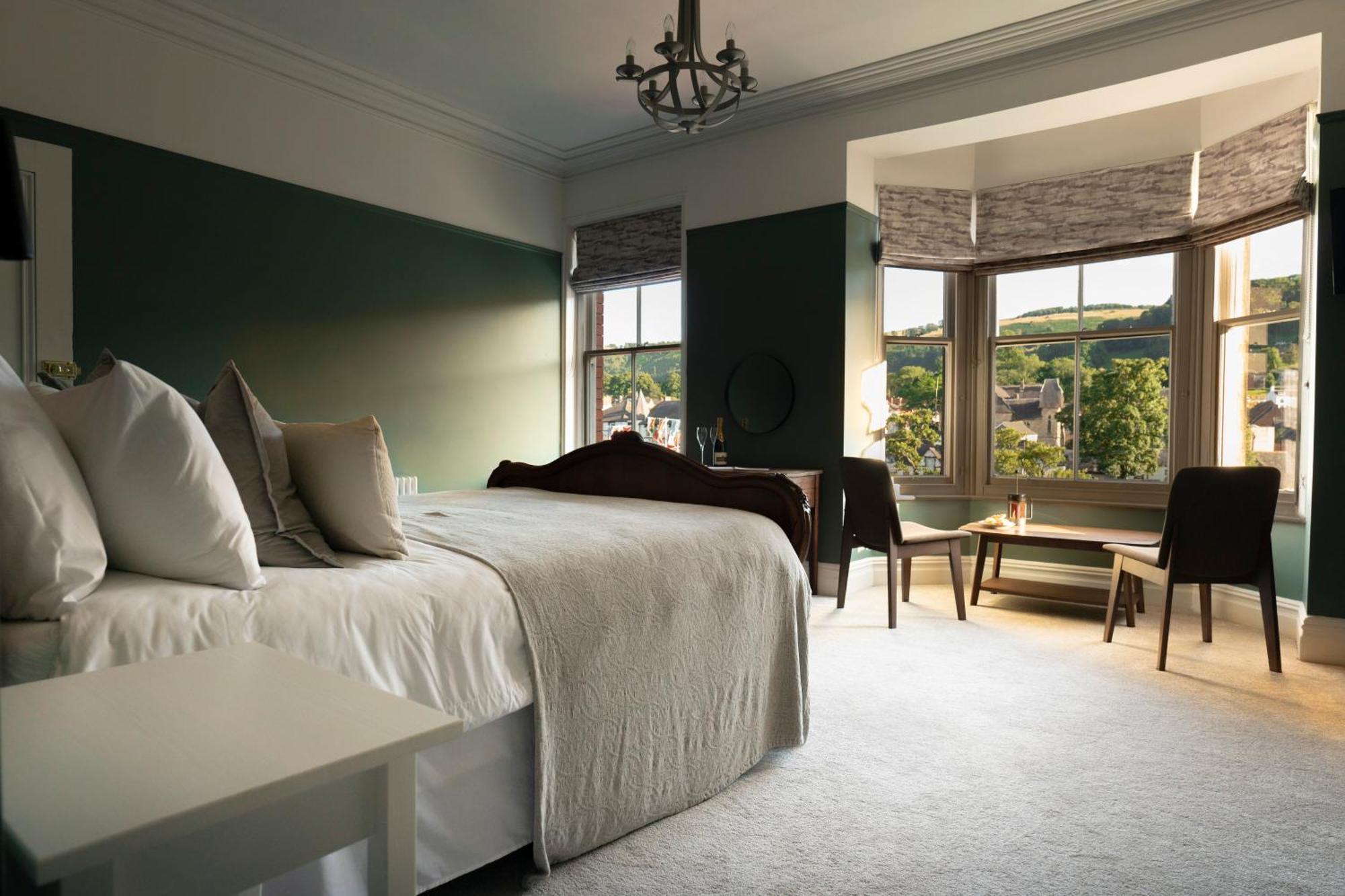 Riversdale House Bed & Breakfast Llangollen Exteriör bild