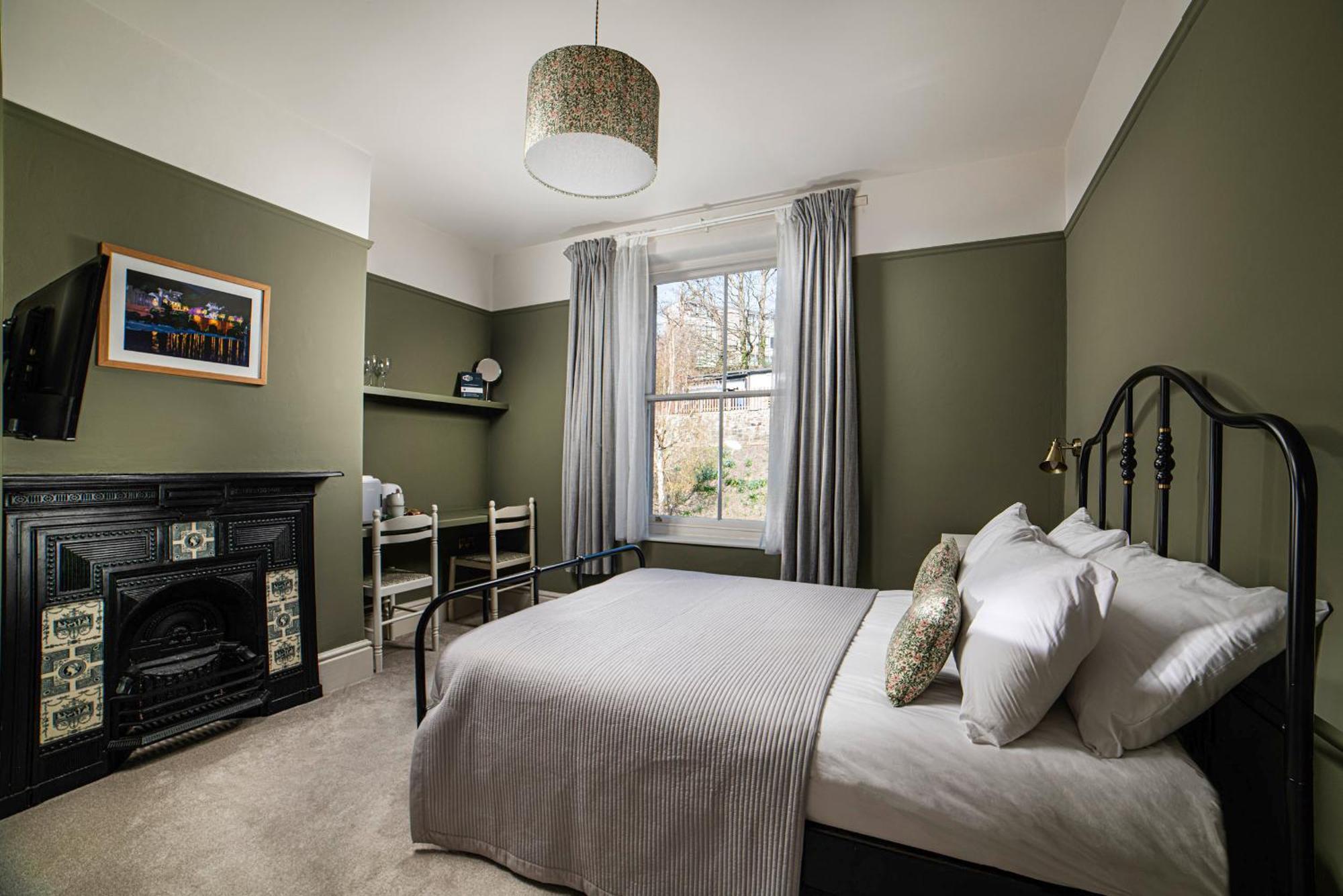 Riversdale House Bed & Breakfast Llangollen Exteriör bild